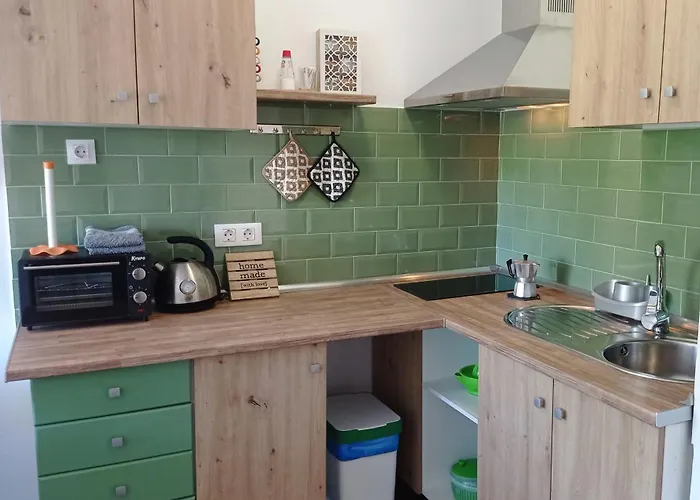 Buena Fuerte Mari Giuli *